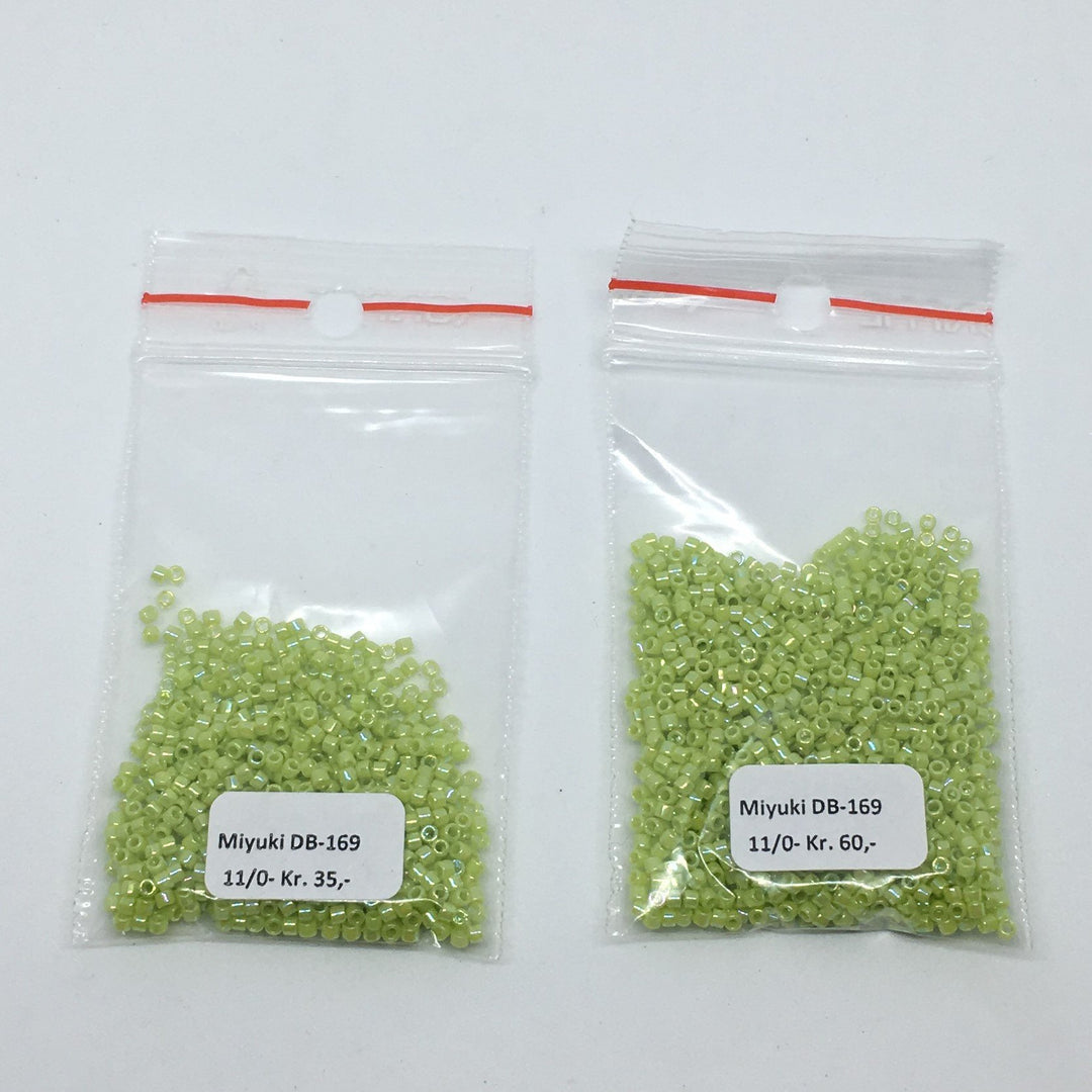 Find Grønne glasperler, miyuki delica beads, opaque ab chartreuse hos Beadhouse of Copenhagen i dag, med en altid hurtig levering!