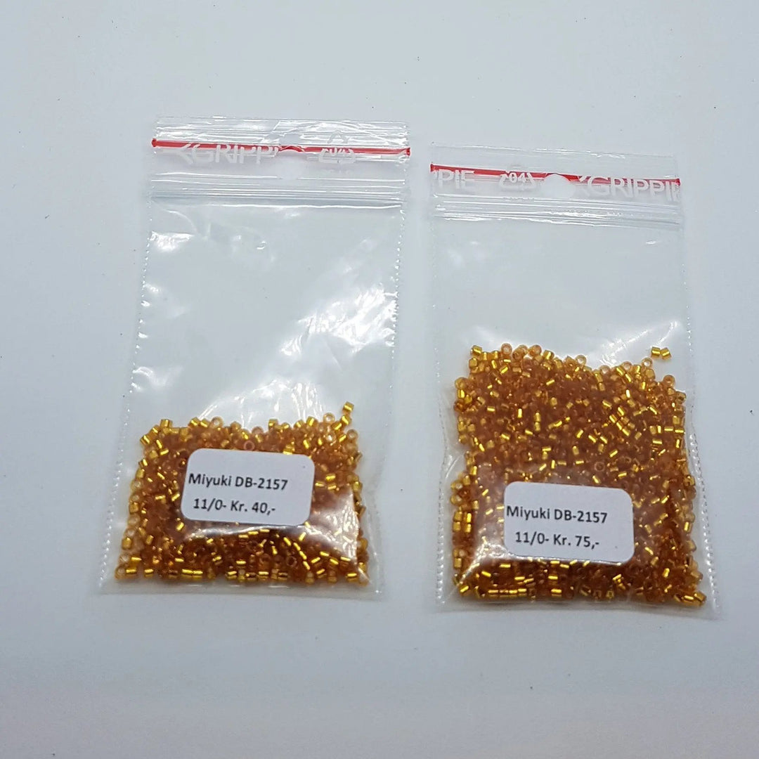 Guld glasperler, miyuki delica beads, duracoat silverlined dyed yellow Krea