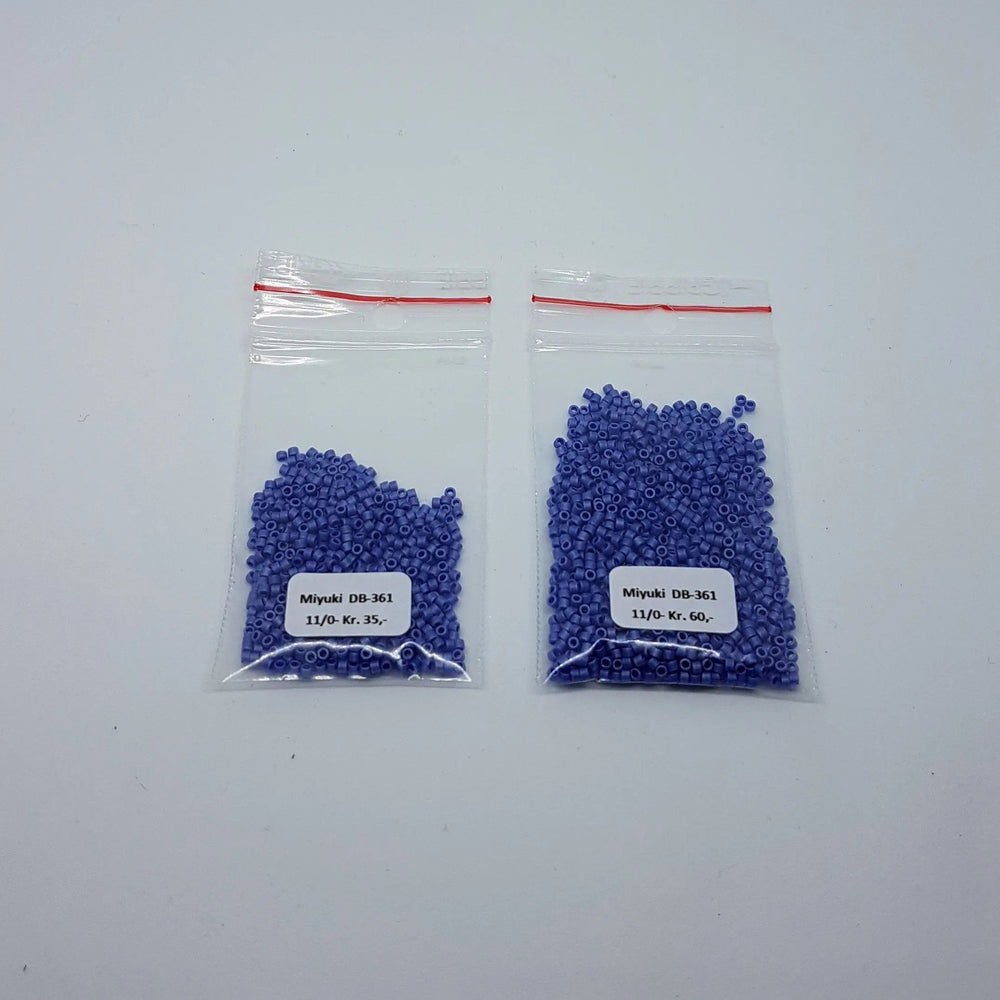 Blå glasperler, miyuki delica beads, opaque matte luster cobalt Krea