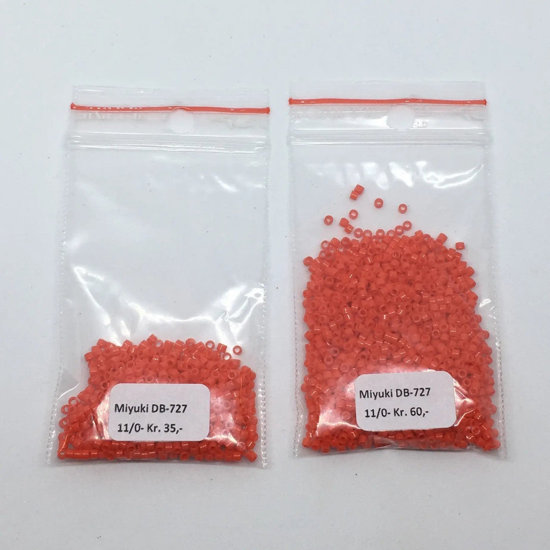 Røde glasperler, miyuki delica beads, opaque vermillion red Krea