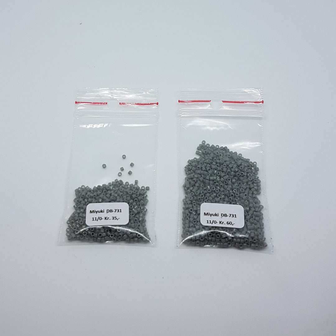 Find Grå glasperler, miyuki delica beads, opaque grey hos Beadhouse of Copenhagen i dag, med en altid hurtig levering!
