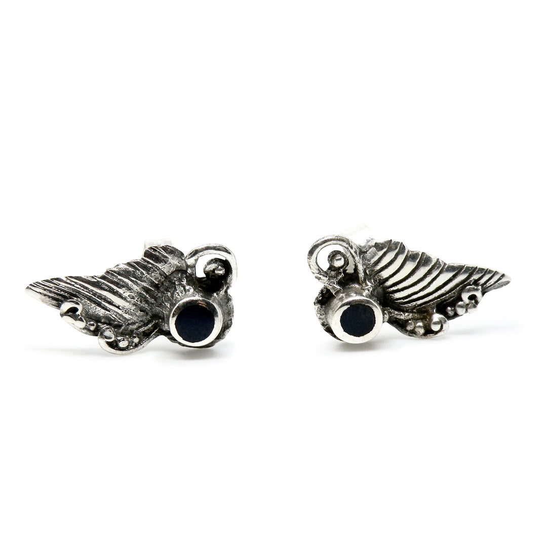 Find Øreringe, ørestikkere vinge med rund smykkesten, sterlingsølv, 14 mm hos Beadhouse of Copenhagen i dag, med en altid hurtig levering!