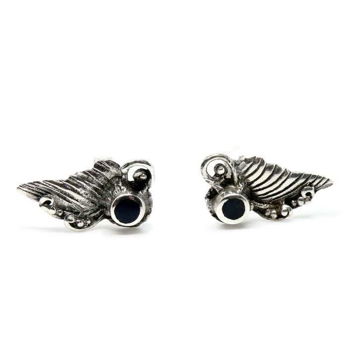 Find Øreringe, ørestikkere vinge med rund smykkesten, sterlingsølv, 14 mm hos Beadhouse of Copenhagen i dag, med en altid hurtig levering!