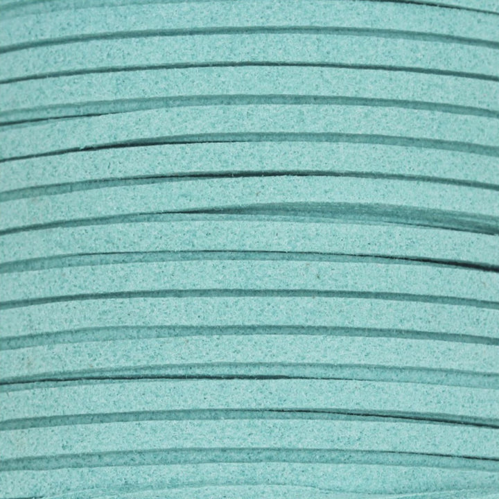 Find Snor, lys blå, ruskind, 3 mm x 1,5 m hos Beadhouse of Copenhagen i dag, med en altid hurtig levering!