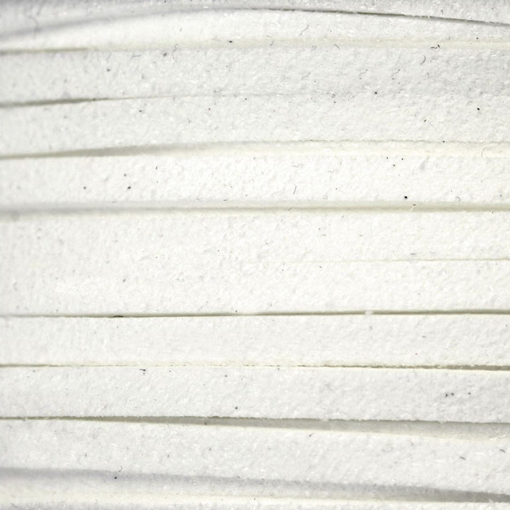 Find Snor, hvid, ruskind, 3 mm x 1,5 m hos Beadhouse of Copenhagen i dag, med en altid hurtig levering!