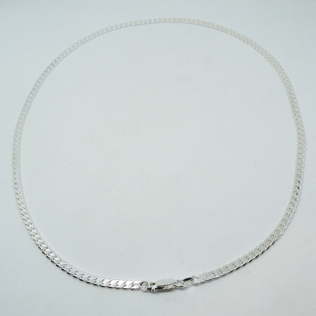 Find Halskæde, sildeben kæde, sterlingsølv, 40 cm/3,5 mm hos Beadhouse of Copenhagen i dag, med en altid hurtig levering!