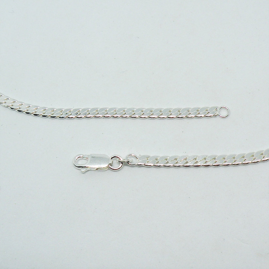Find Halskæde, sildeben kæde, sterlingsølv, 40 cm/3,5 mm hos Beadhouse of Copenhagen i dag, med en altid hurtig levering!
