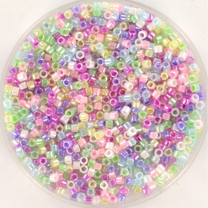 Find Miksede glasperler, miyuki delica beads, ceylon soft 1 hos Beadhouse of Copenhagen i dag, med en altid hurtig levering!