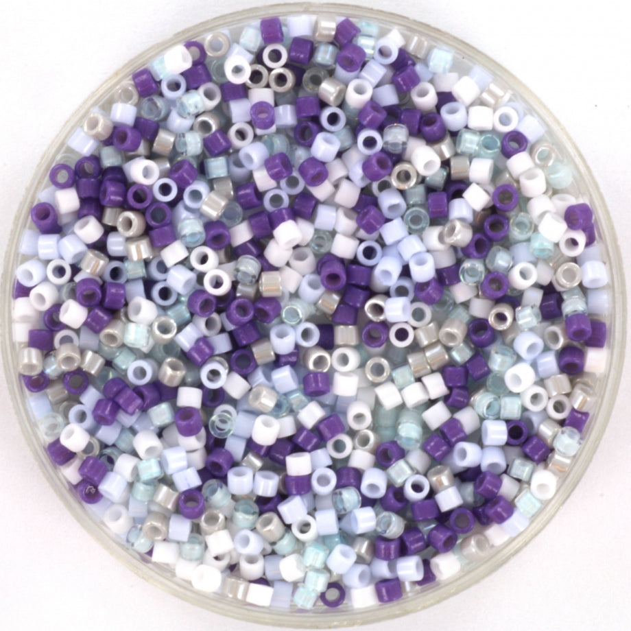 Find Blandede glasperler, miyuki delica beads, ice queen mix hos Beadhouse of Copenhagen i dag, med en altid hurtig levering!