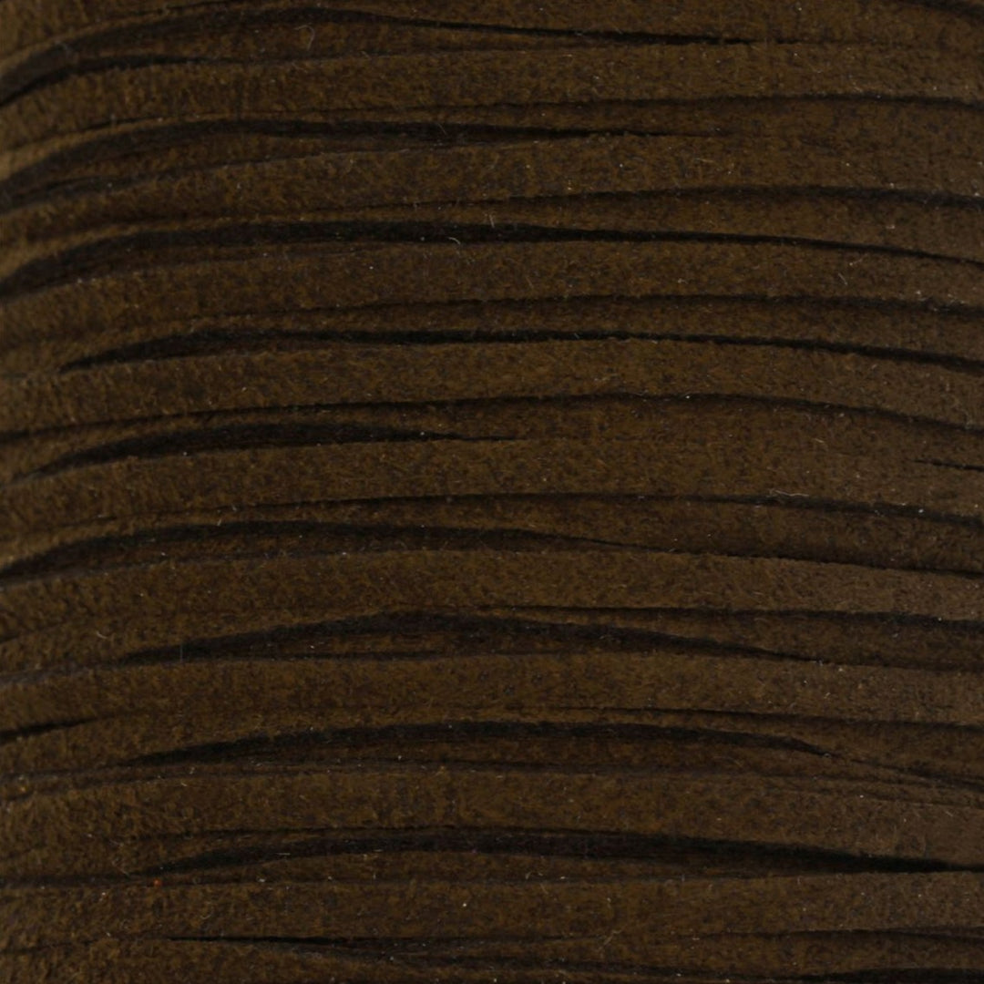 Find Snor, mørk brun, ruskind, 3-4 mm x 1,5 m hos Beadhouse of Copenhagen i dag, med en altid hurtig levering!